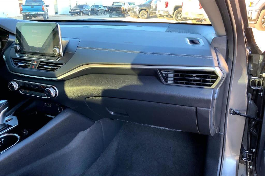 used 2022 Nissan Altima car, priced at $19,425