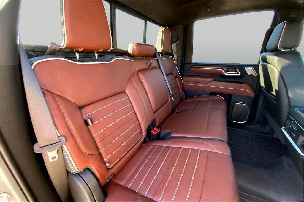 used 2025 GMC Sierra 2500 car, priced at $75,293