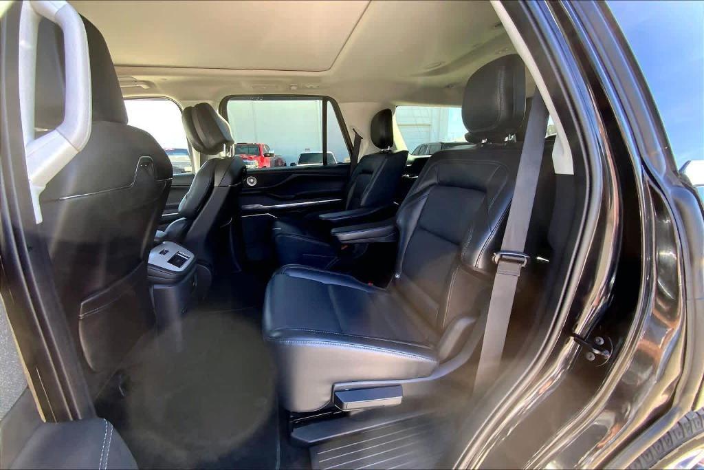 used 2025 Lincoln Navigator car, priced at $87,776