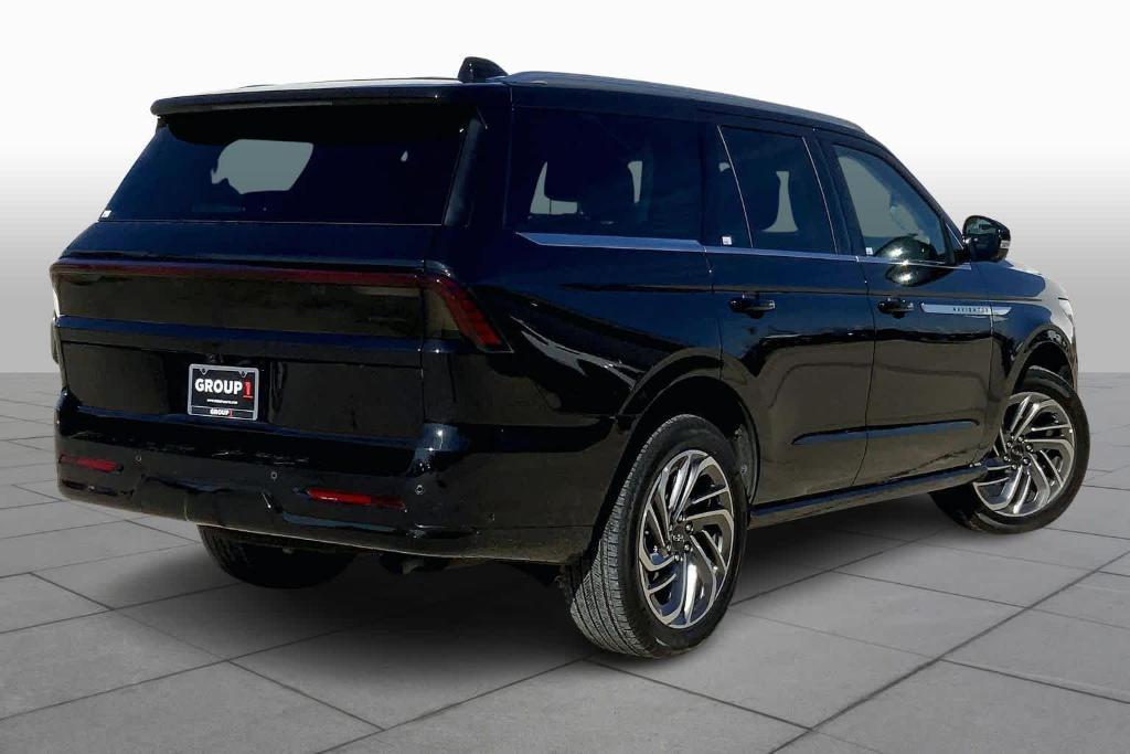 used 2025 Lincoln Navigator car, priced at $87,776
