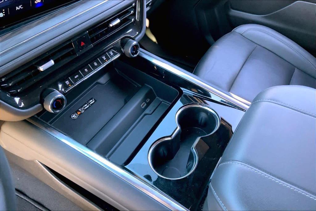 used 2025 Chevrolet Suburban car, priced at $61,981