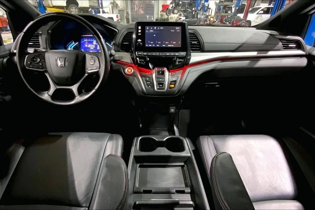 used 2024 Honda Odyssey car, priced at $35,412