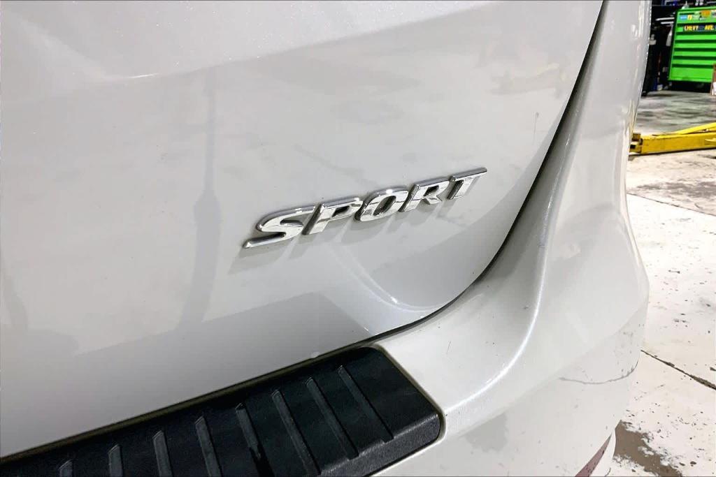 used 2024 Honda Odyssey car, priced at $35,412