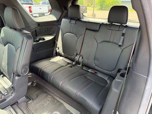 used 2025 Honda Pilot car, priced at $45,181