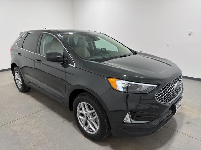 used 2024 Ford Edge car, priced at $26,649