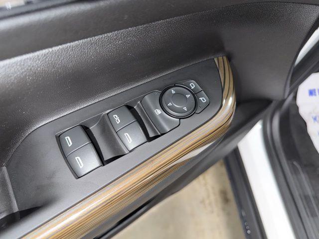 used 2023 GMC Acadia car, priced at $31,271