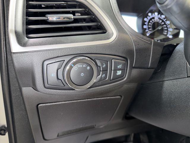 used 2022 Ford Edge car, priced at $26,291