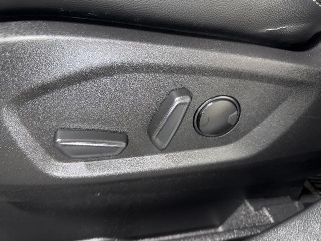 used 2024 Ford Edge car, priced at $27,553