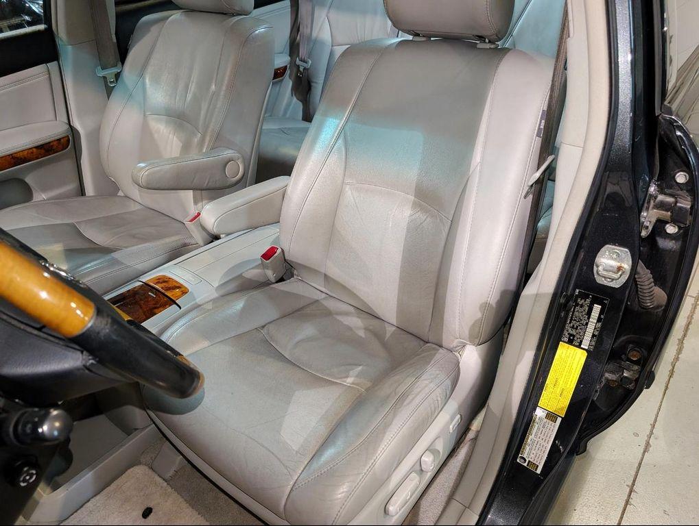 Lexus RX view 18
