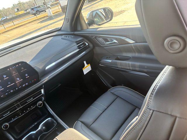 new 2026 Chevrolet Traverse car, priced at $61,555