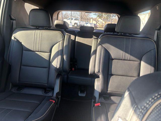 new 2026 Chevrolet Traverse car, priced at $61,555