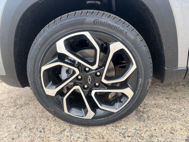 new 2026 Chevrolet Trax car, priced at $28,425