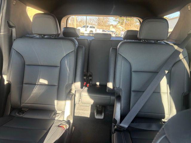 new 2026 Chevrolet Traverse car, priced at $46,445