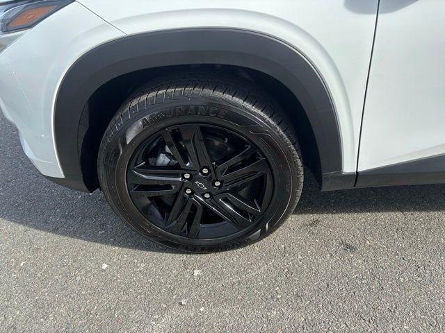 new 2026 Chevrolet Trax car, priced at $27,530