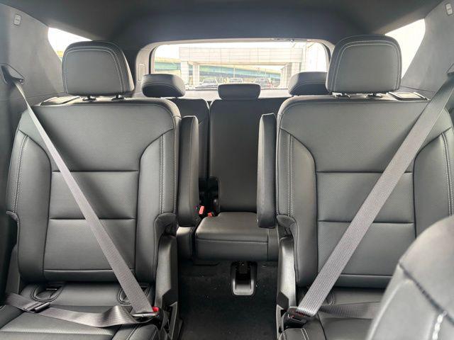new 2026 Chevrolet Traverse car, priced at $44,065