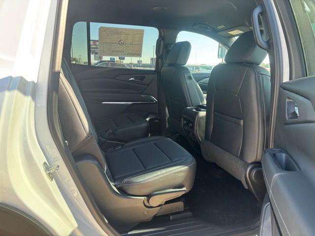 new 2026 Chevrolet Traverse car, priced at $48,995