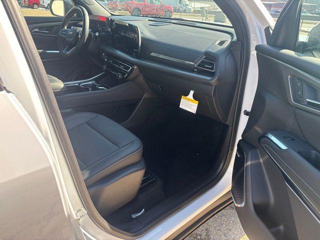 new 2026 Chevrolet Traverse car, priced at $48,995