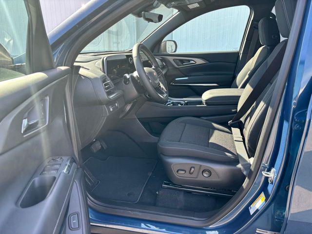 new 2026 Chevrolet Traverse car, priced at $43,920