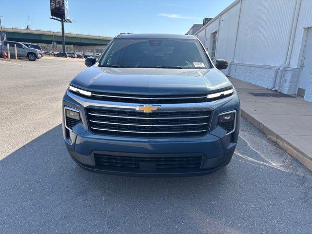 new 2026 Chevrolet Traverse car, priced at $43,920