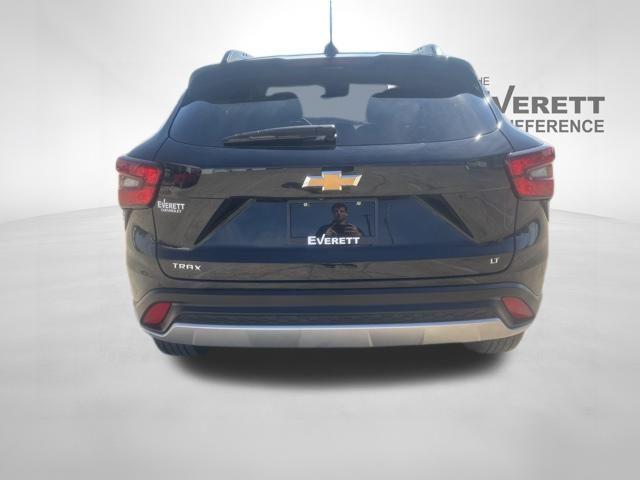 used 2024 Chevrolet Trax car, priced at $18,787