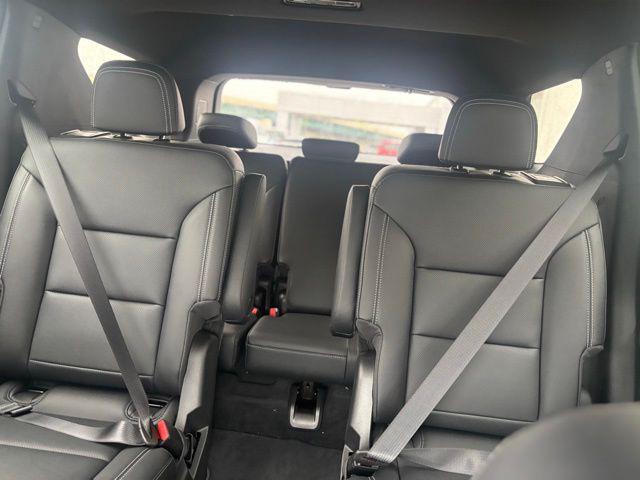 new 2026 Chevrolet Traverse car, priced at $47,885