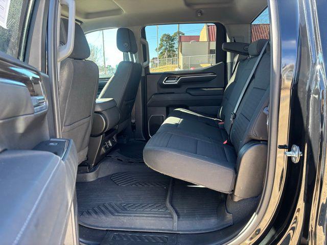 used 2022 Chevrolet Silverado 1500 car, priced at $33,015