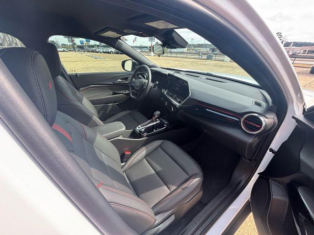 used 2025 Chevrolet Trax car, priced at $23,639