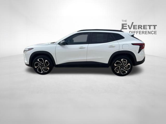 used 2025 Chevrolet Trax car, priced at $23,639