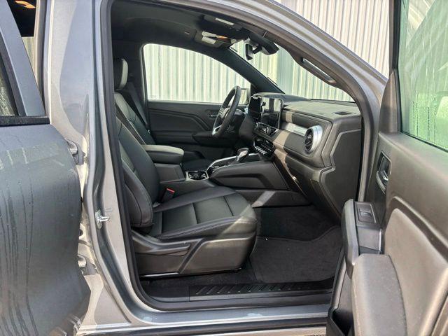 new 2026 Chevrolet Colorado car, priced at $39,553