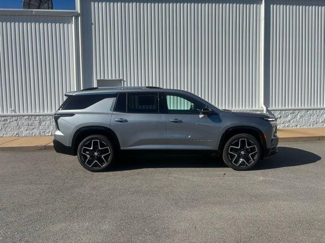 new 2026 Chevrolet Traverse car, priced at $57,460