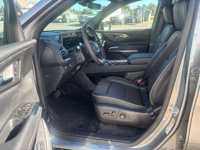 new 2026 Chevrolet Traverse car, priced at $57,460