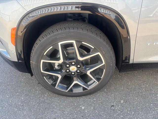 new 2026 Chevrolet Traverse car, priced at $57,460