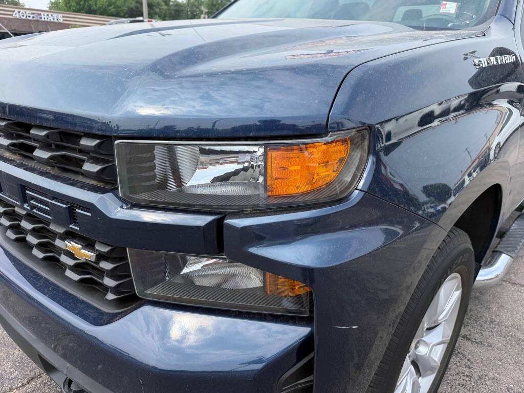 used 2022 Chevrolet Silverado 1500 Limited car, priced at $26,998