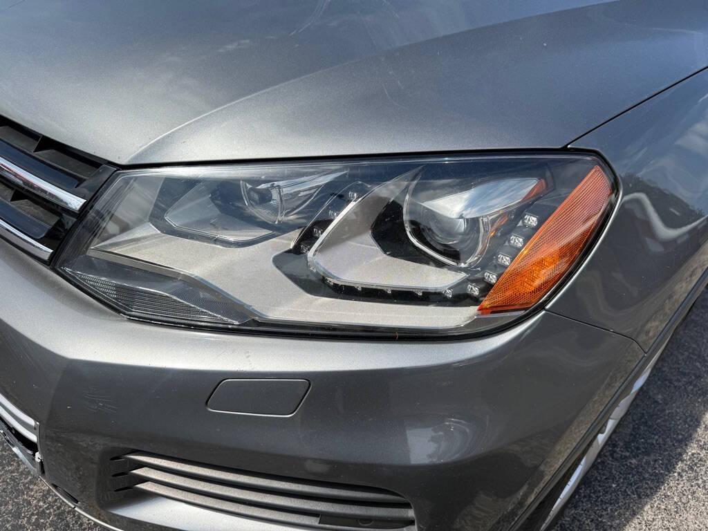 used 2014 Volkswagen Touareg car, priced at $7,998