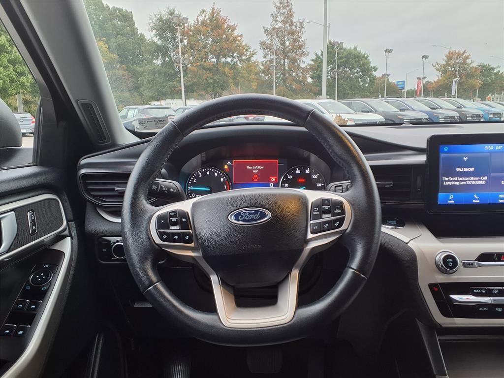 used 2024 Ford Explorer car, priced at $29,899