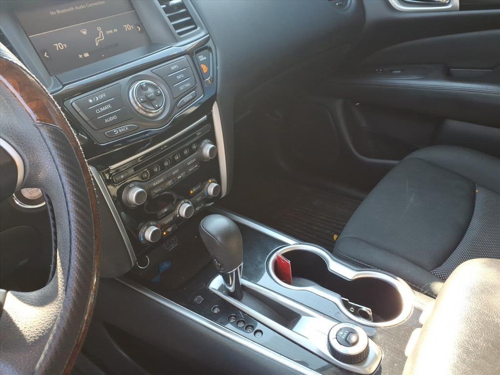 used 2020 Nissan Pathfinder car, priced at $15,827