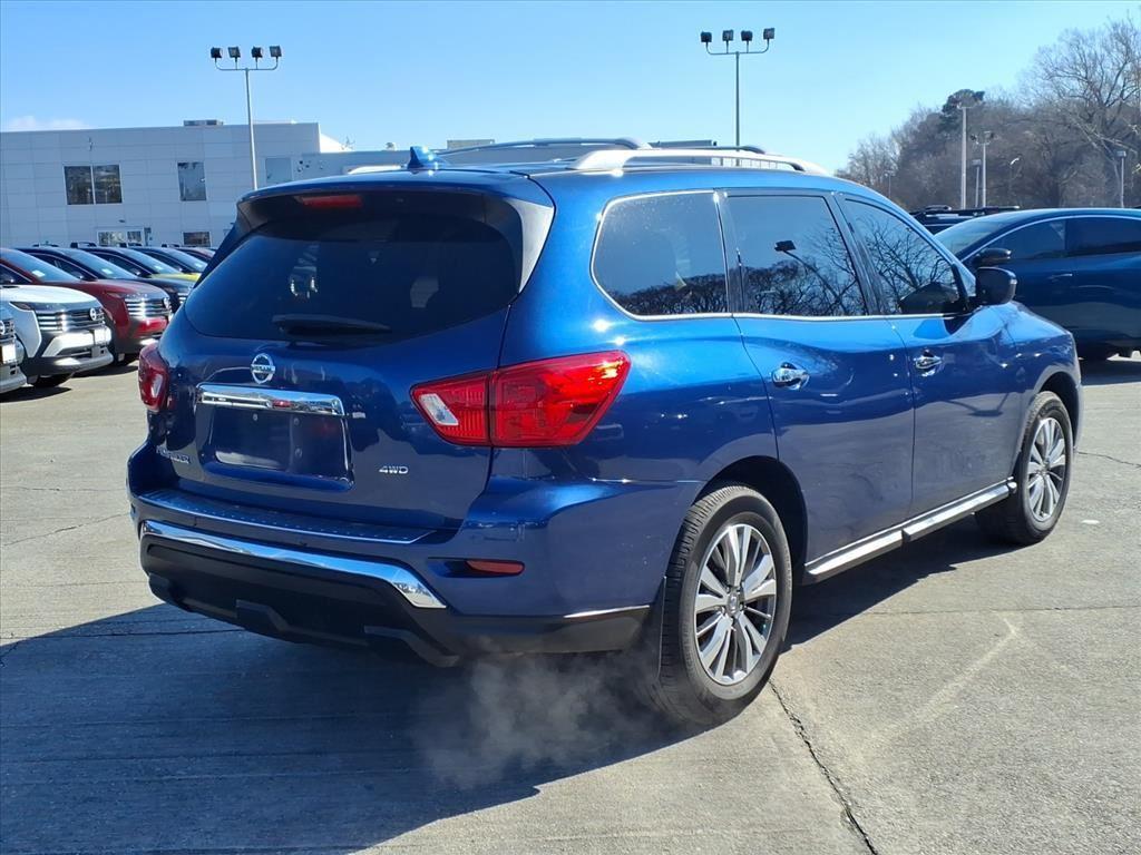 used 2020 Nissan Pathfinder car, priced at $15,827