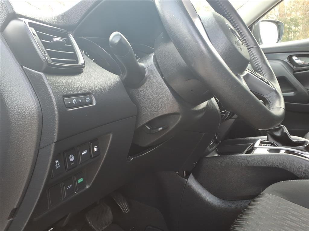 used 2020 Nissan Rogue car, priced at $15,999