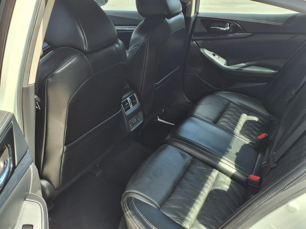 used 2023 Nissan Maxima car, priced at $30,961