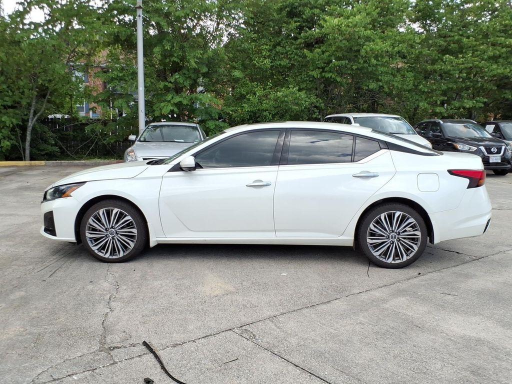 used 2024 Nissan Altima car, priced at $25,611