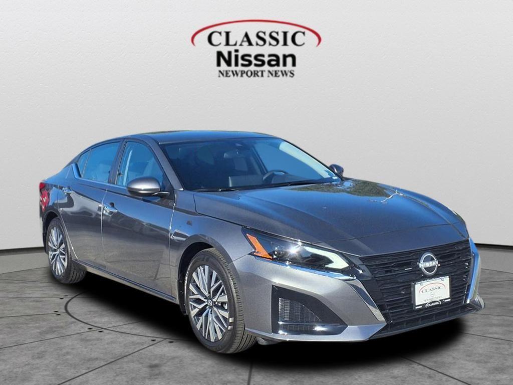new 2025 Nissan Altima car, priced at $28,674