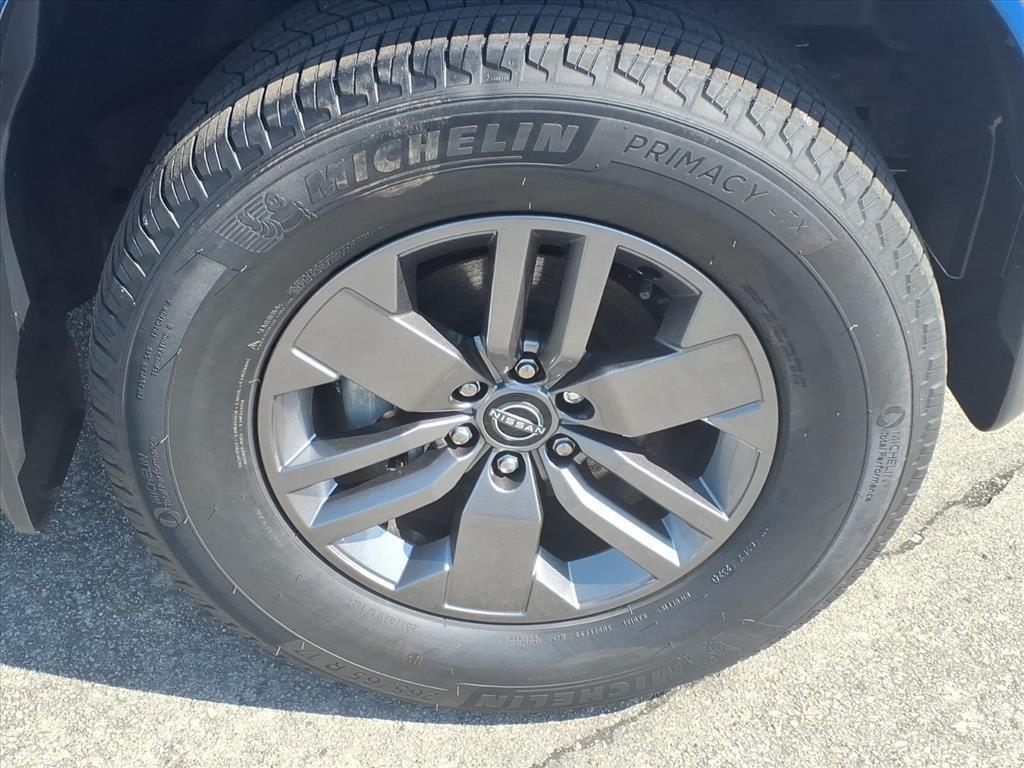 used 2025 Nissan Frontier car, priced at $34,670