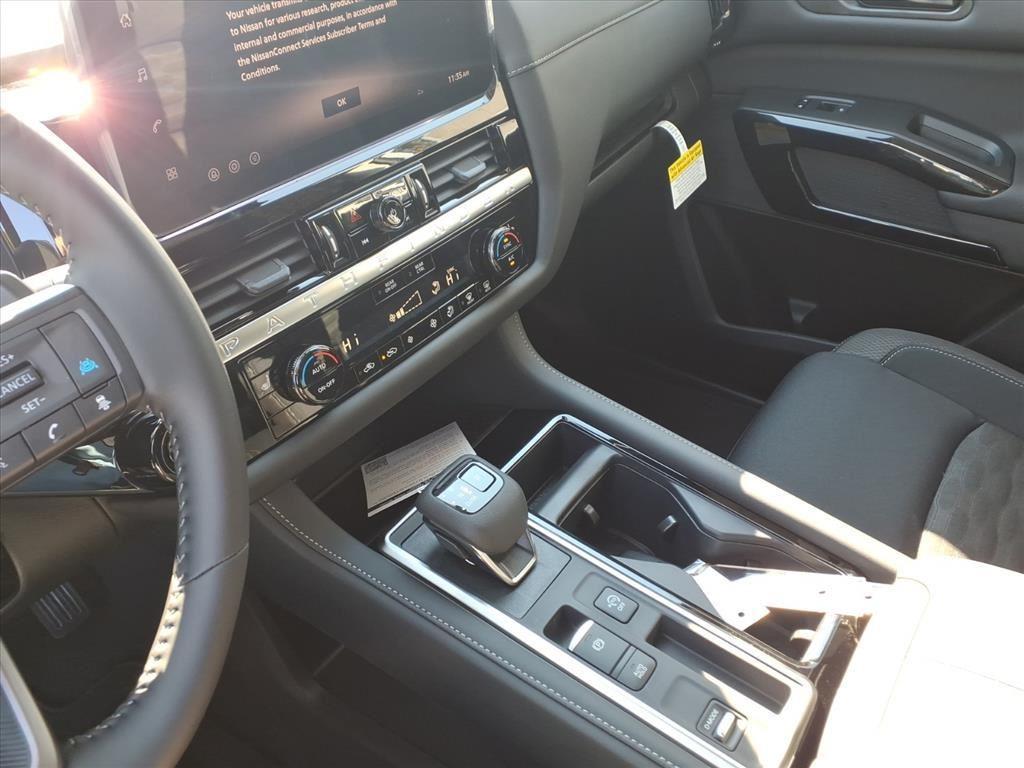new 2026 Nissan Pathfinder car, priced at $38,260