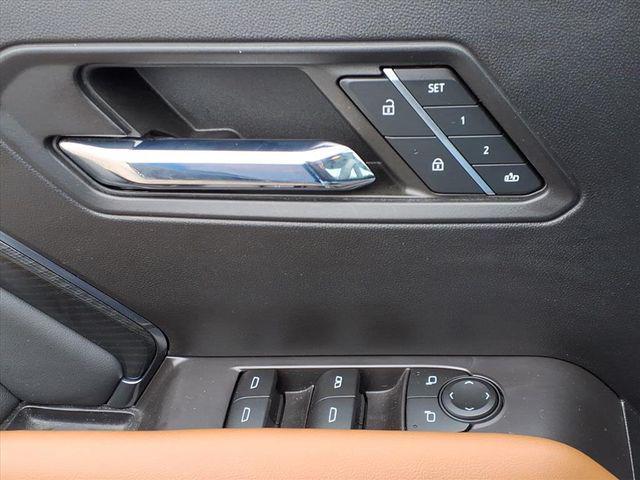 used 2023 GMC Canyon car, priced at $32,000