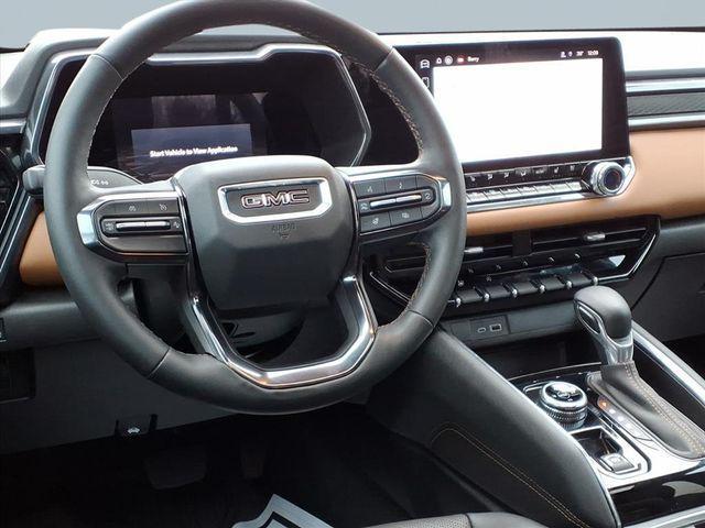 used 2023 GMC Canyon car, priced at $32,000