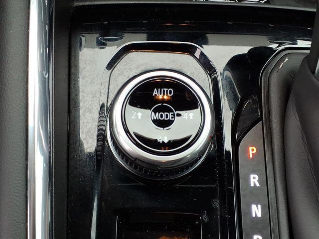 used 2023 GMC Canyon car, priced at $32,000