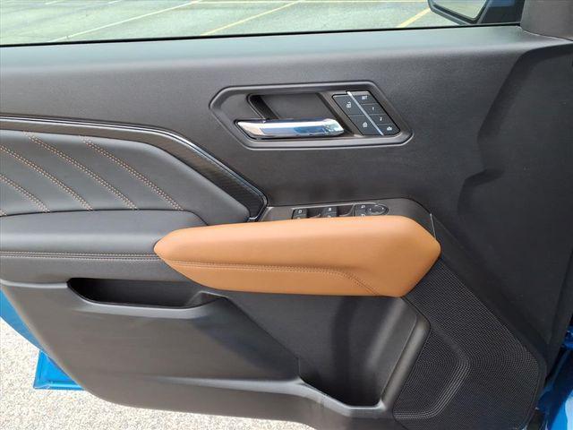 used 2023 GMC Canyon car, priced at $32,000