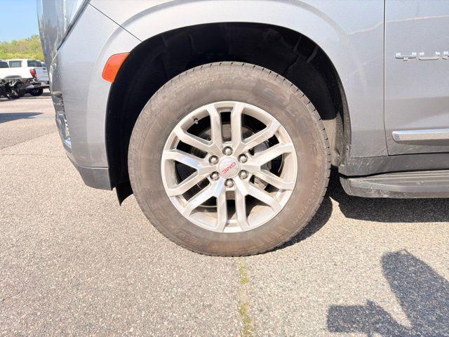 used 2022 GMC Yukon XL car, priced at $45,500