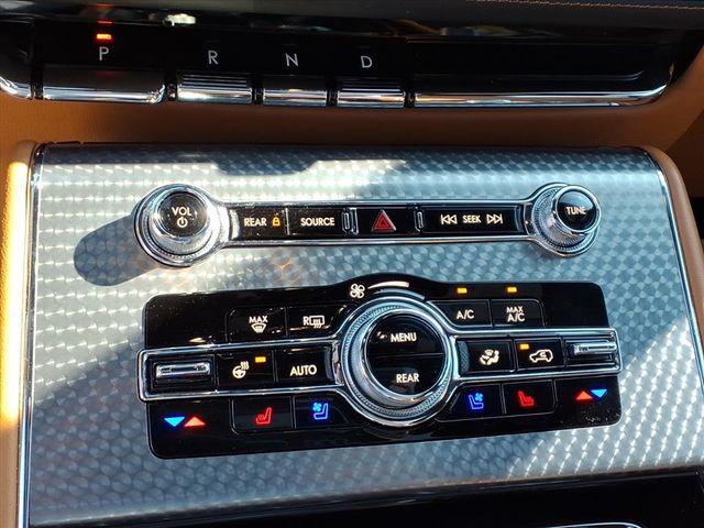 used 2024 Lincoln Aviator car, priced at $56,000