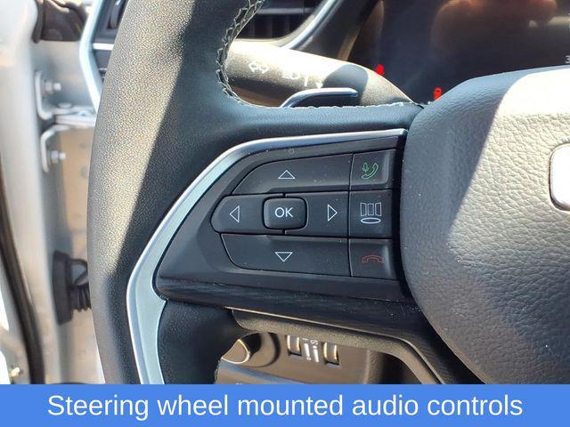 used 2025 Jeep Grand Cherokee car, priced at $33,502